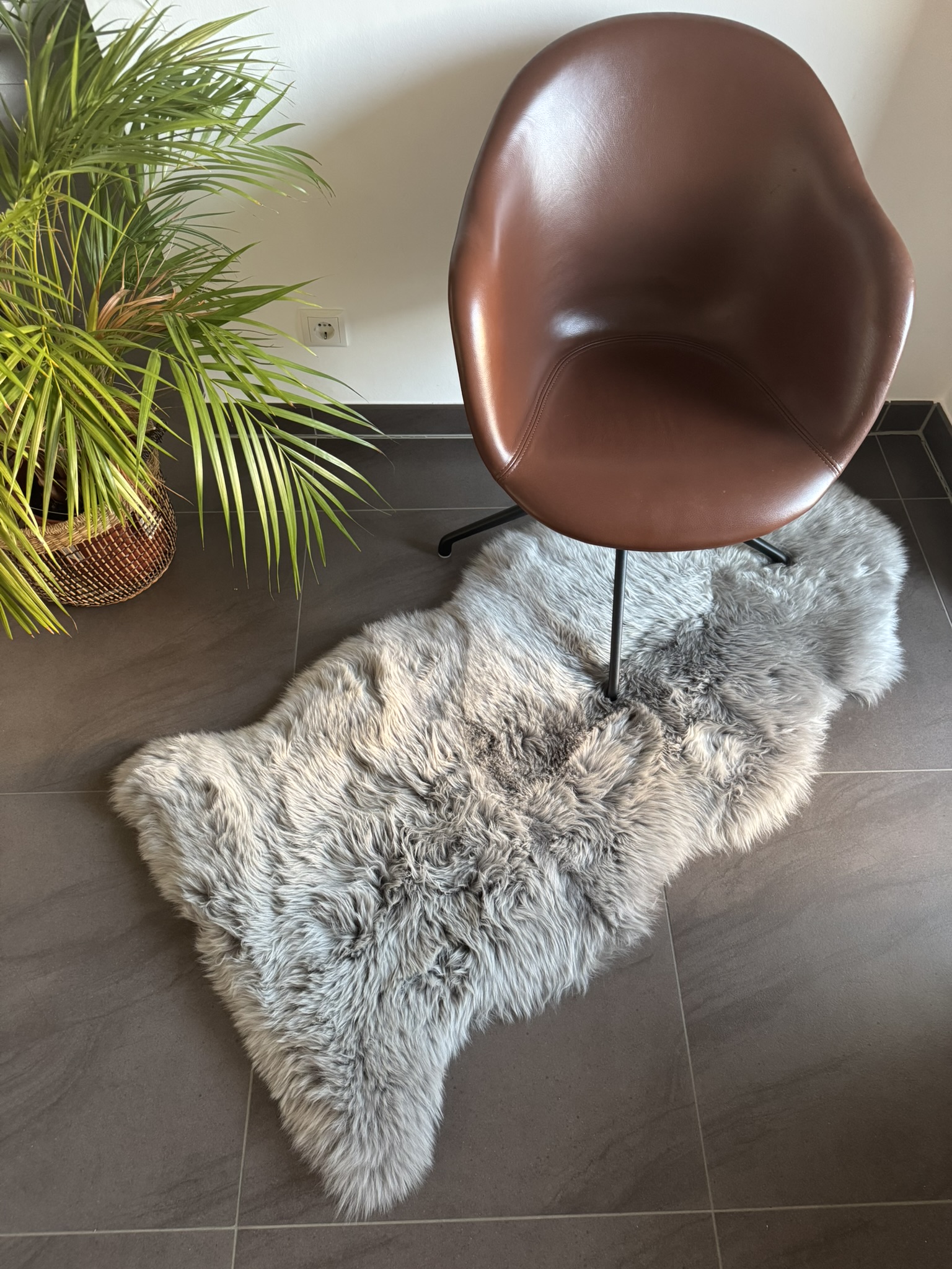 Dekofell aus 1,5 Fellen FEET ca. 135 x 60 cm